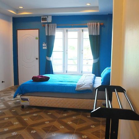 I-Talay Trio Hotel Szamed-sziget Kültér fotó